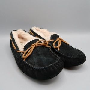 UGG Australia Dakota Sheepskin Moccasin Slippers Suede 5612 Women's Size 7 Black